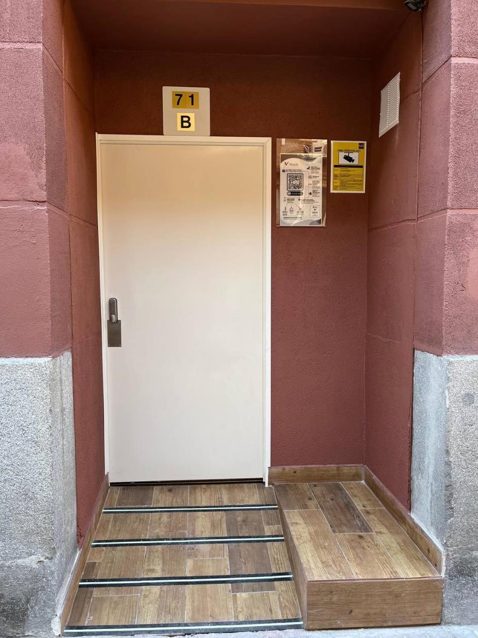 Ayz Luis Cabrera-Auto Check-In Property Madryt Zewnętrze zdjęcie